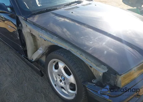 1997 BMW M3 z USA, uszkodzony, nr VIN WBSBG9329VEY76414